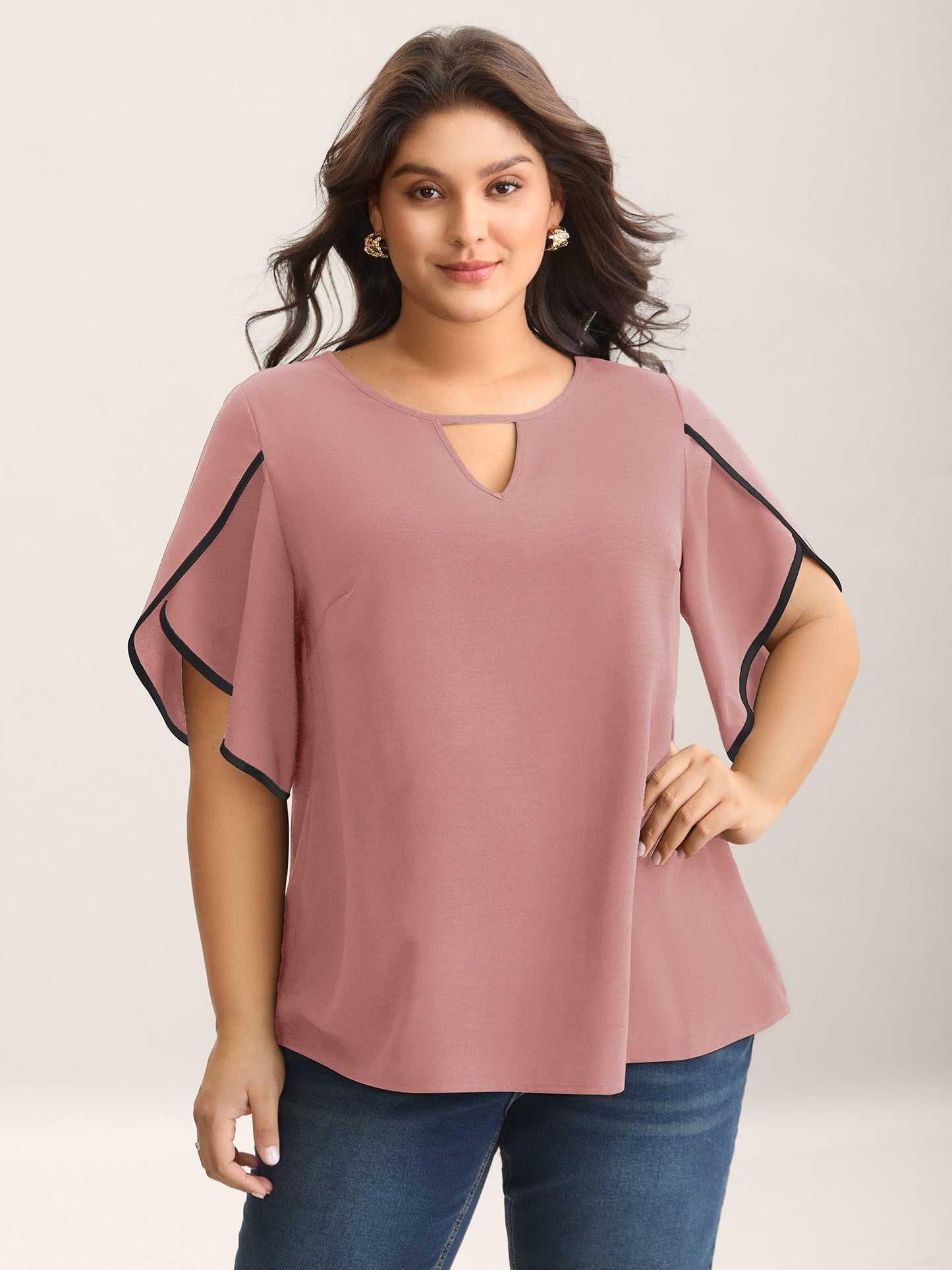 Color Contrast Petal Sleeve Shirt