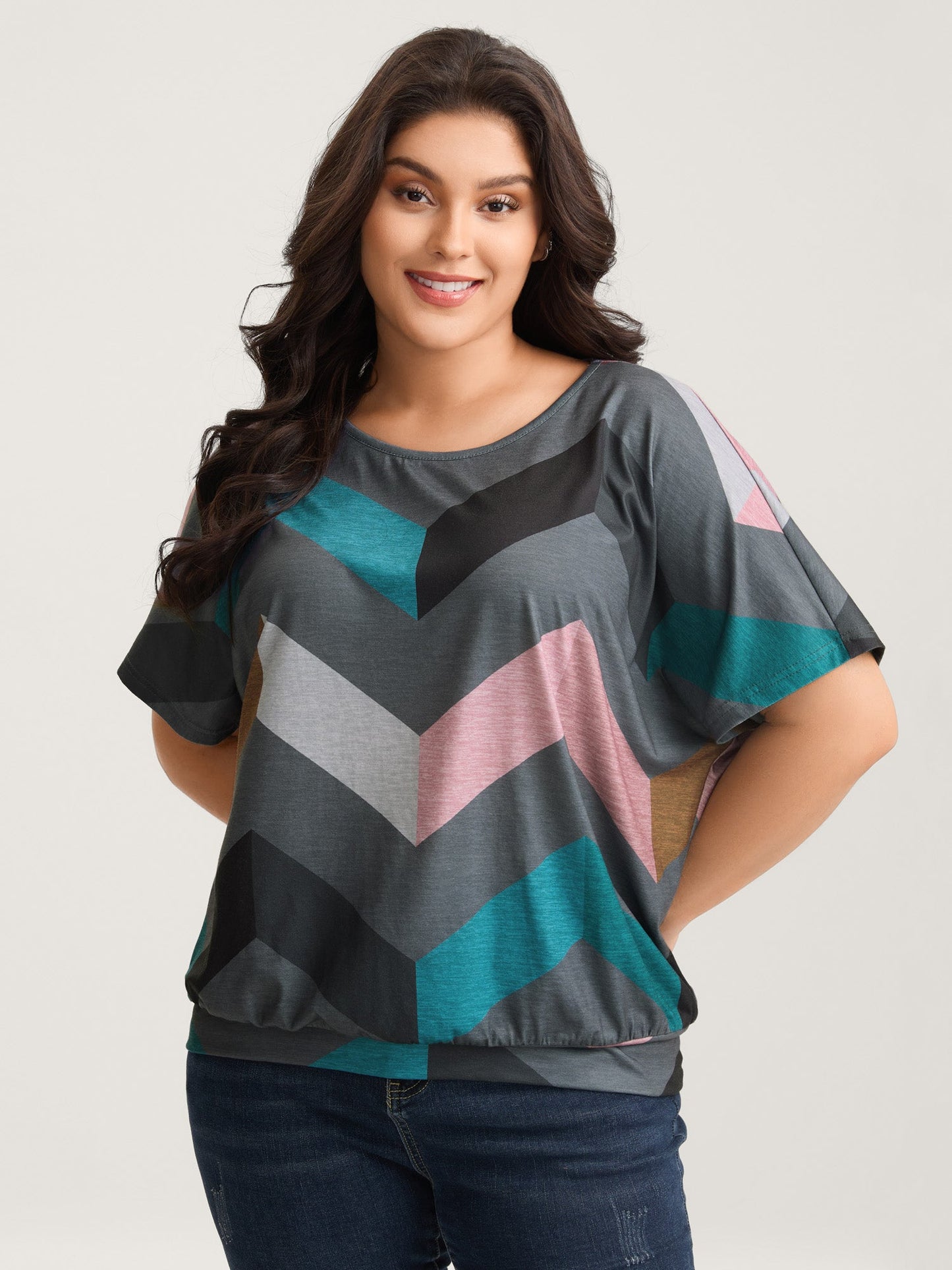 Color Block Wavy Print T-Shirt