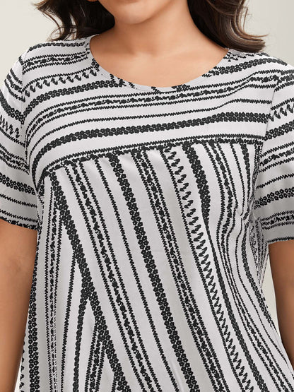 Striped Overlap Print Curvy Hem Blouse