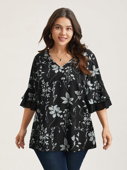 Floral Print Ruffled V-Neck Shirt