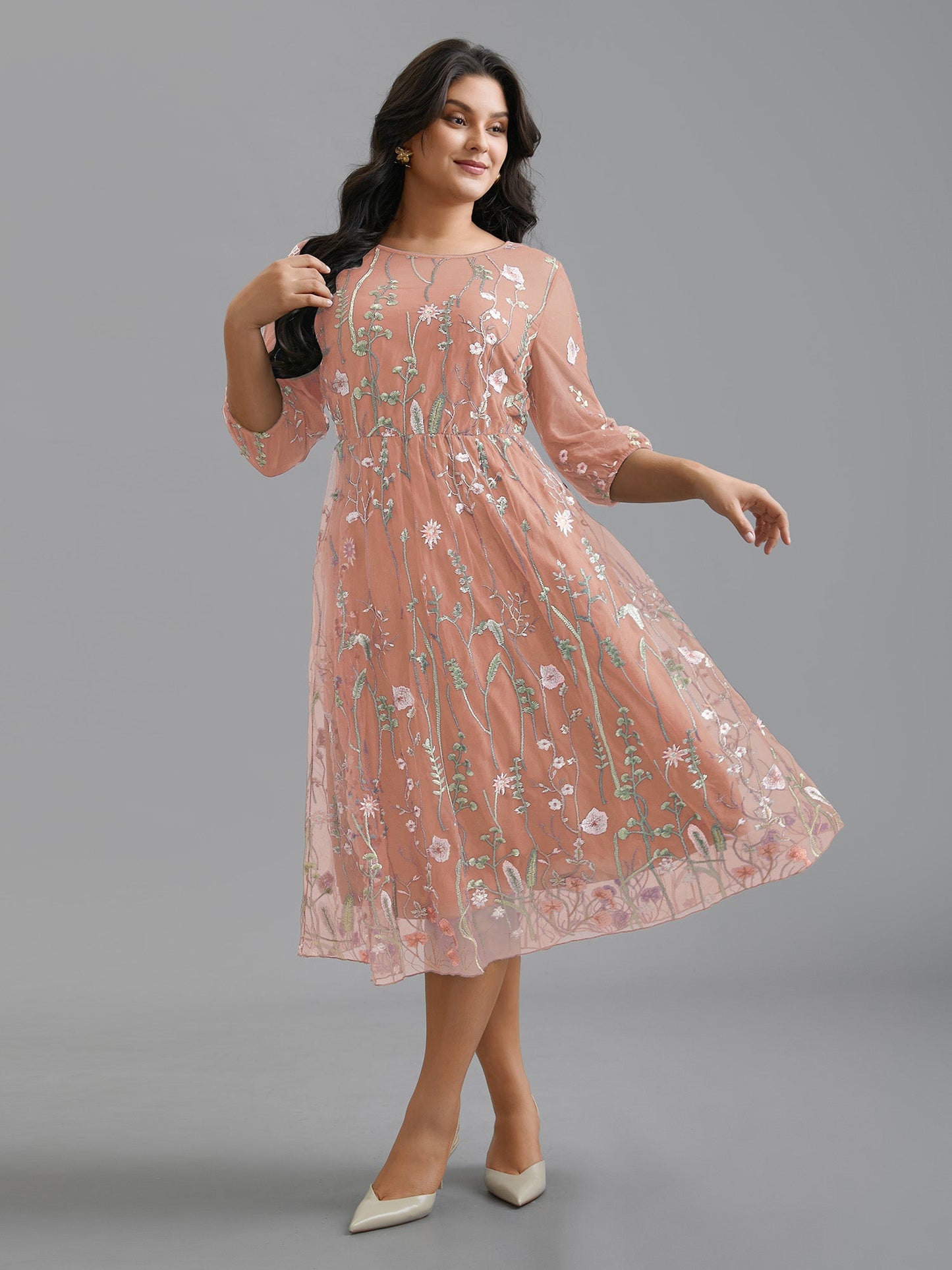 Floral Embroidered Elastic Waist Lined Midi Dress