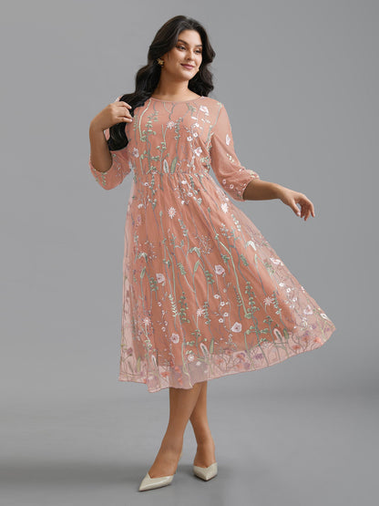 Floral Embroidered Elastic Waist Lined Midi Dress