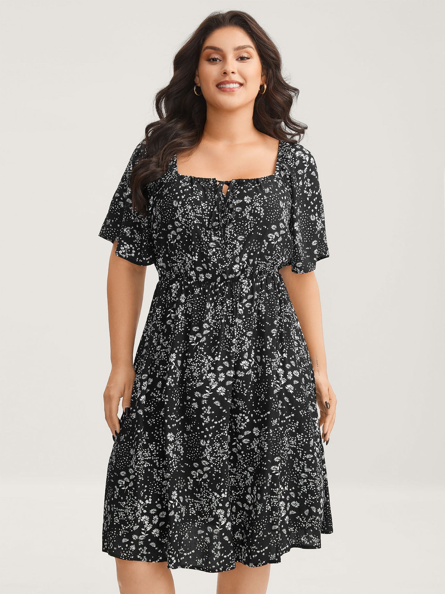 Floral Neck Drawstring Flared Sleeve Midi Dress