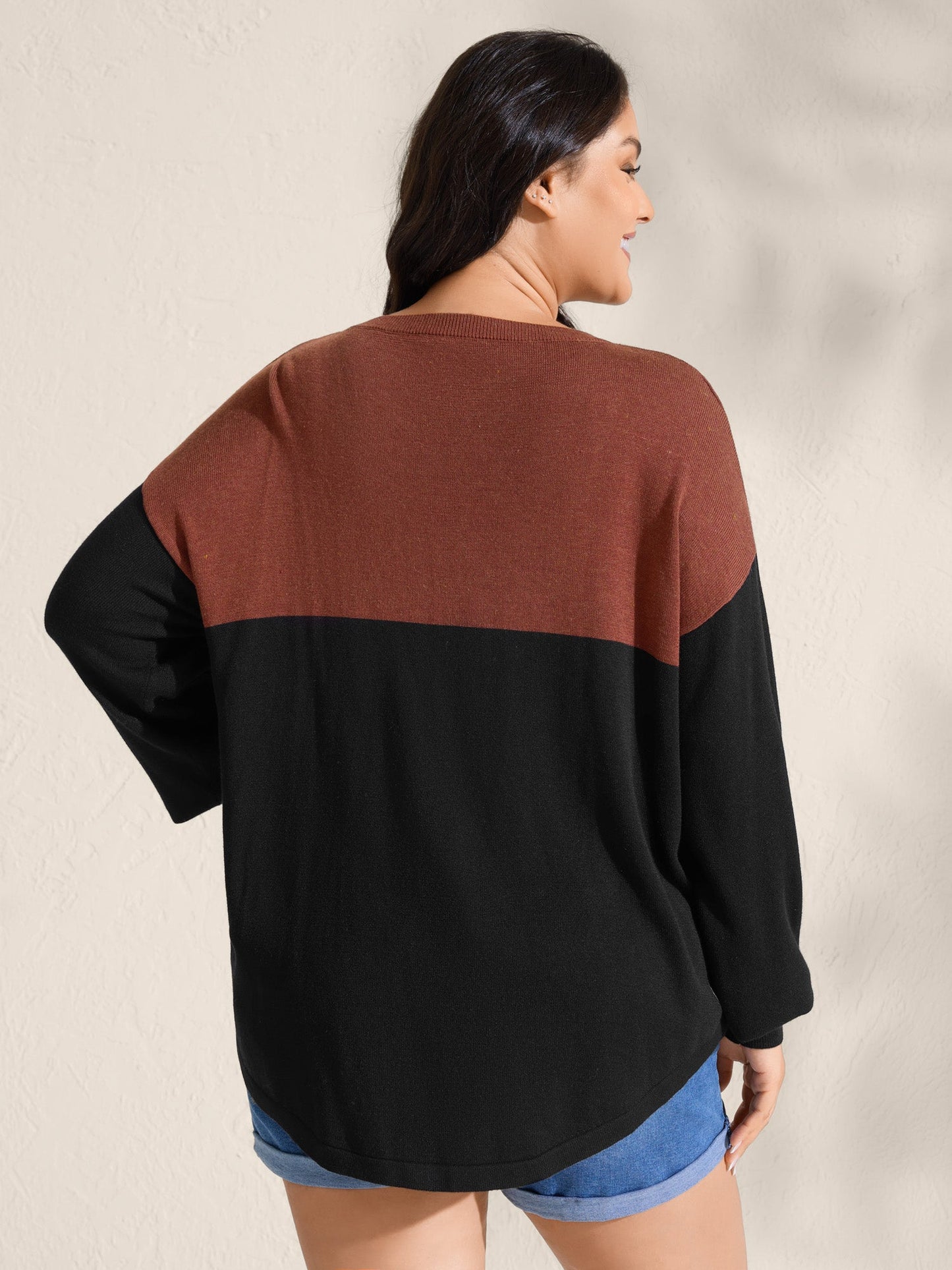 Supersoft Color Block Drop Shoulders Curvy Hem Pullover