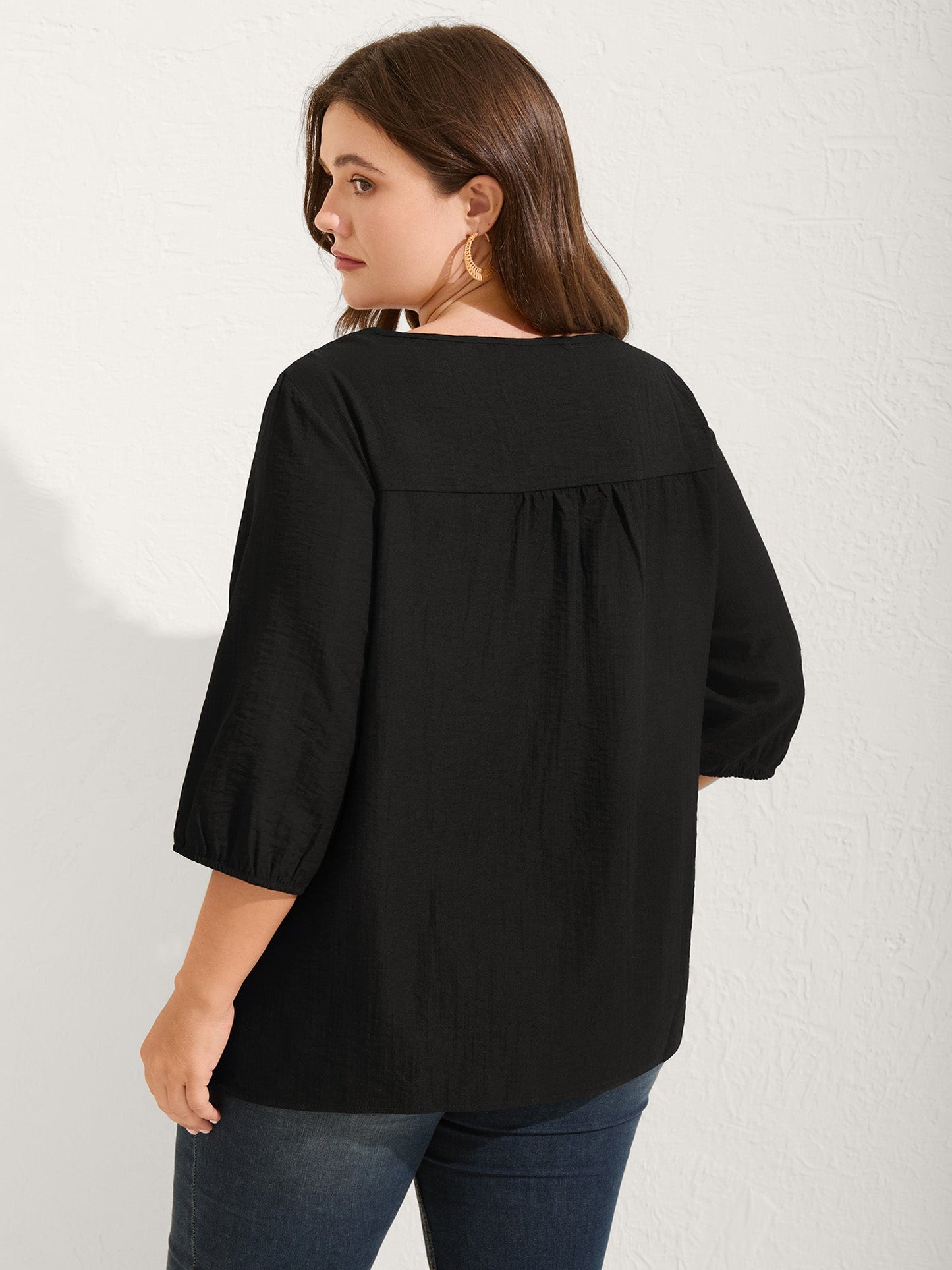 Floral Embroidered Tie Knot Lantern Sleeve Blouse