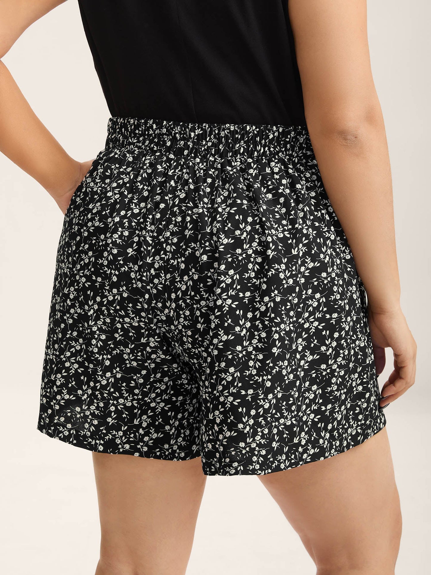 Floral Print Wide-Leg Shorts