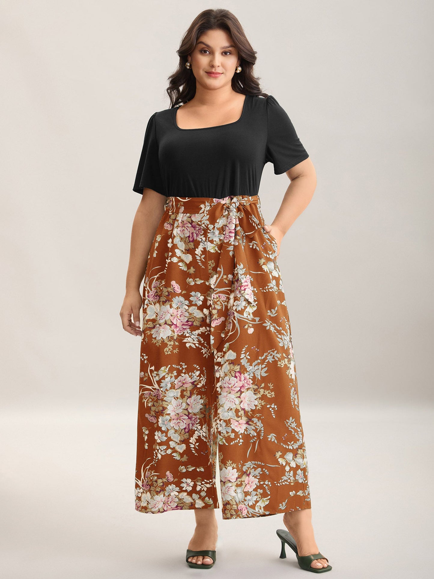 Color Contrast Belted Panel Pockets Jumpsuit