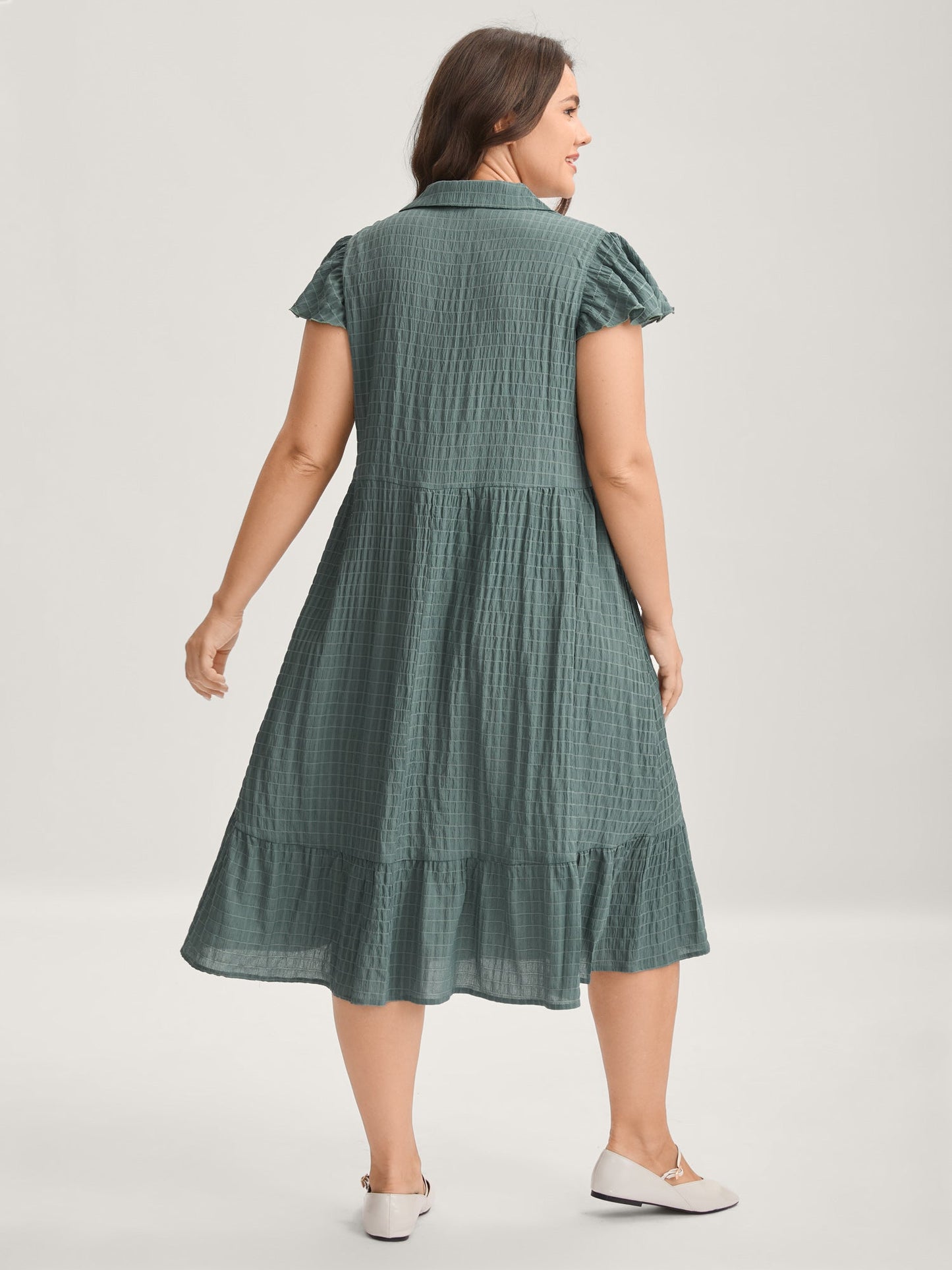 Textured Pockets Collar Flutter Sleeve Midi Dress