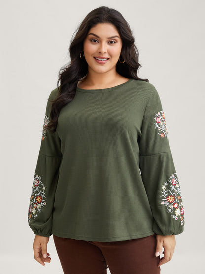 Waffle Knit Floral Embroidered Lantern Sleeve T-shirt