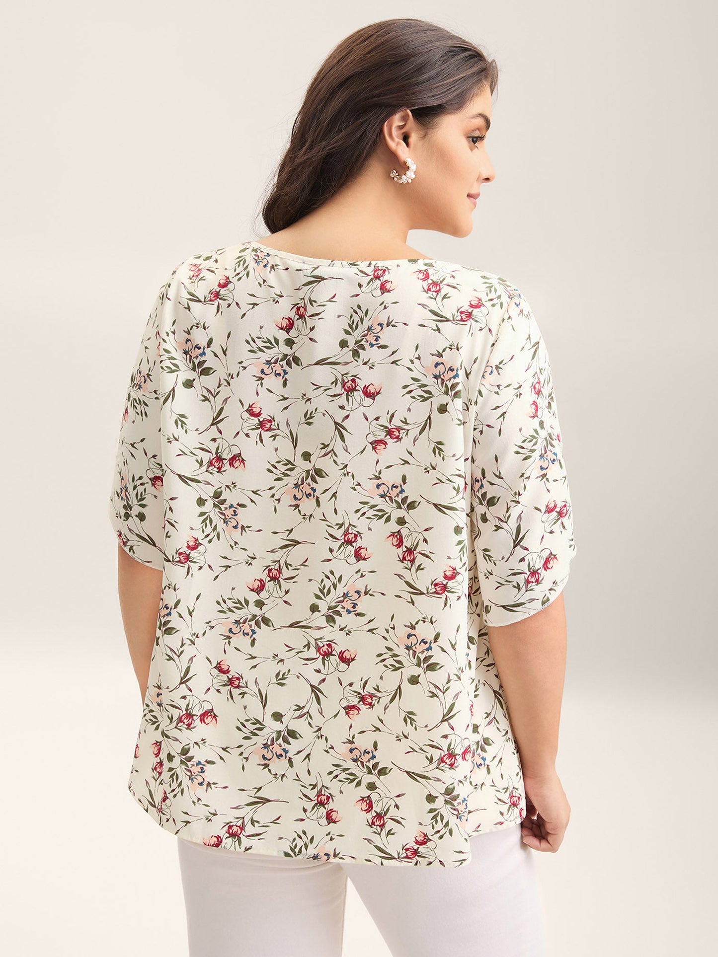 Floral Print Petal Sleeve Pleated Blouse