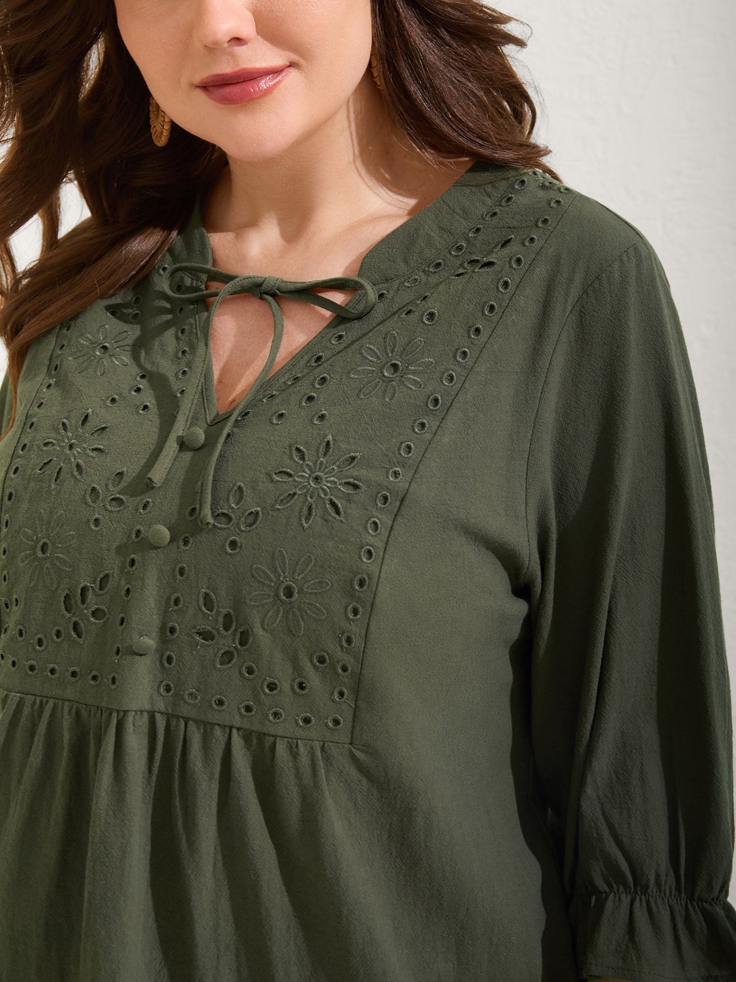 Broderie Anglaise Tie Knot Lantern Sleeve Blouse
