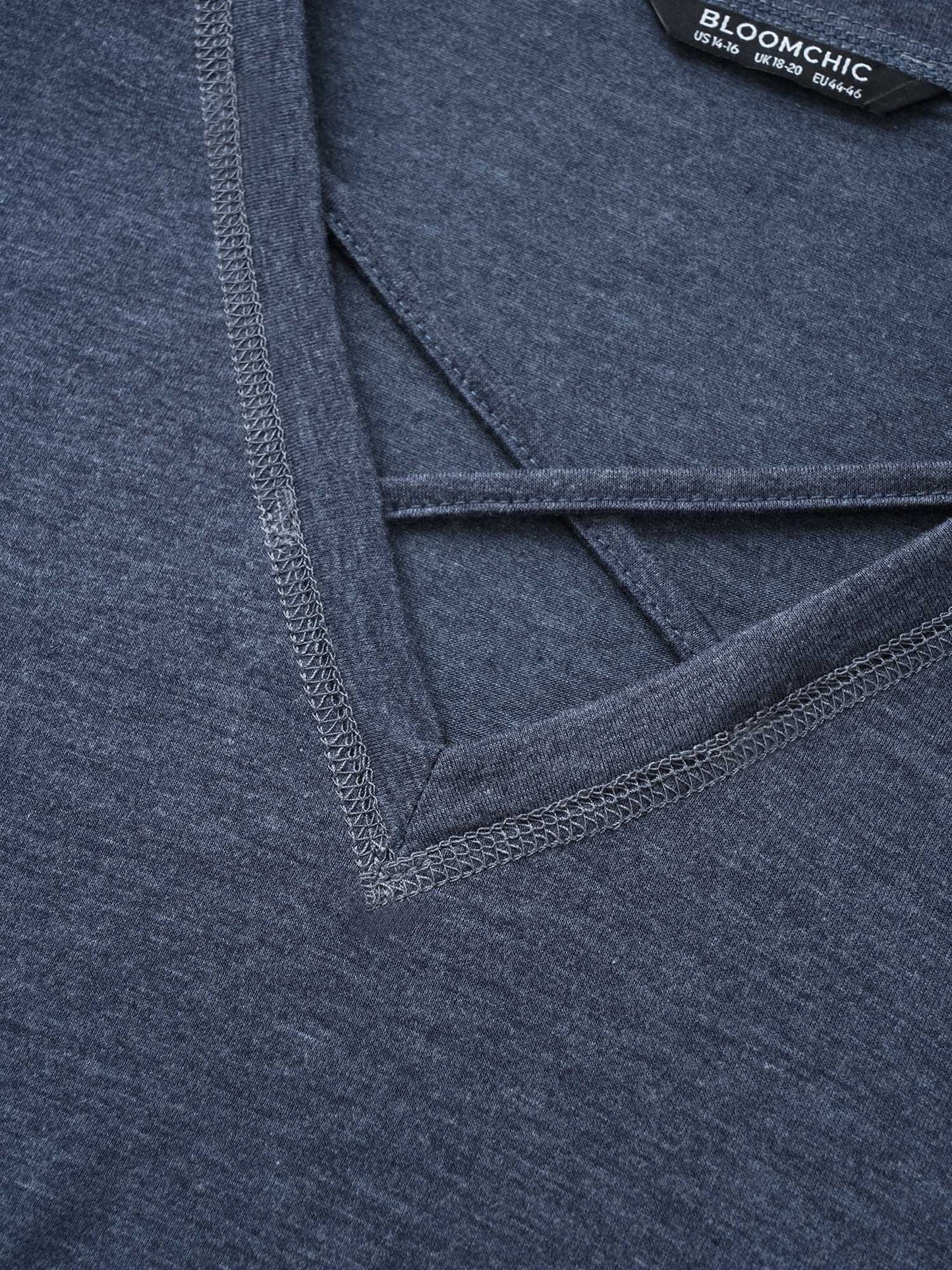 Solid Crisscross Neck Contrast Stitch T-shirt