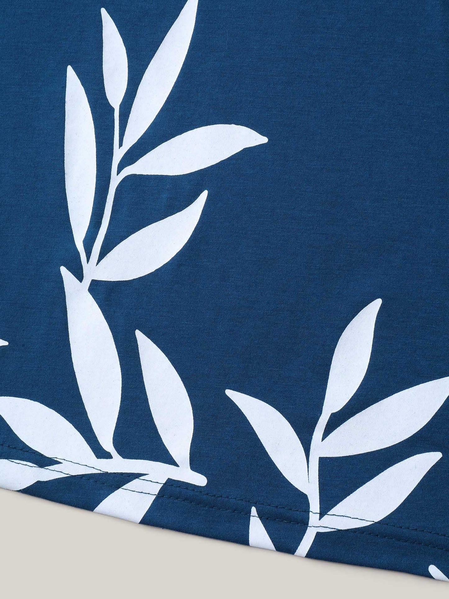 Leafy Printed Hem Pleated Sleeveless Top