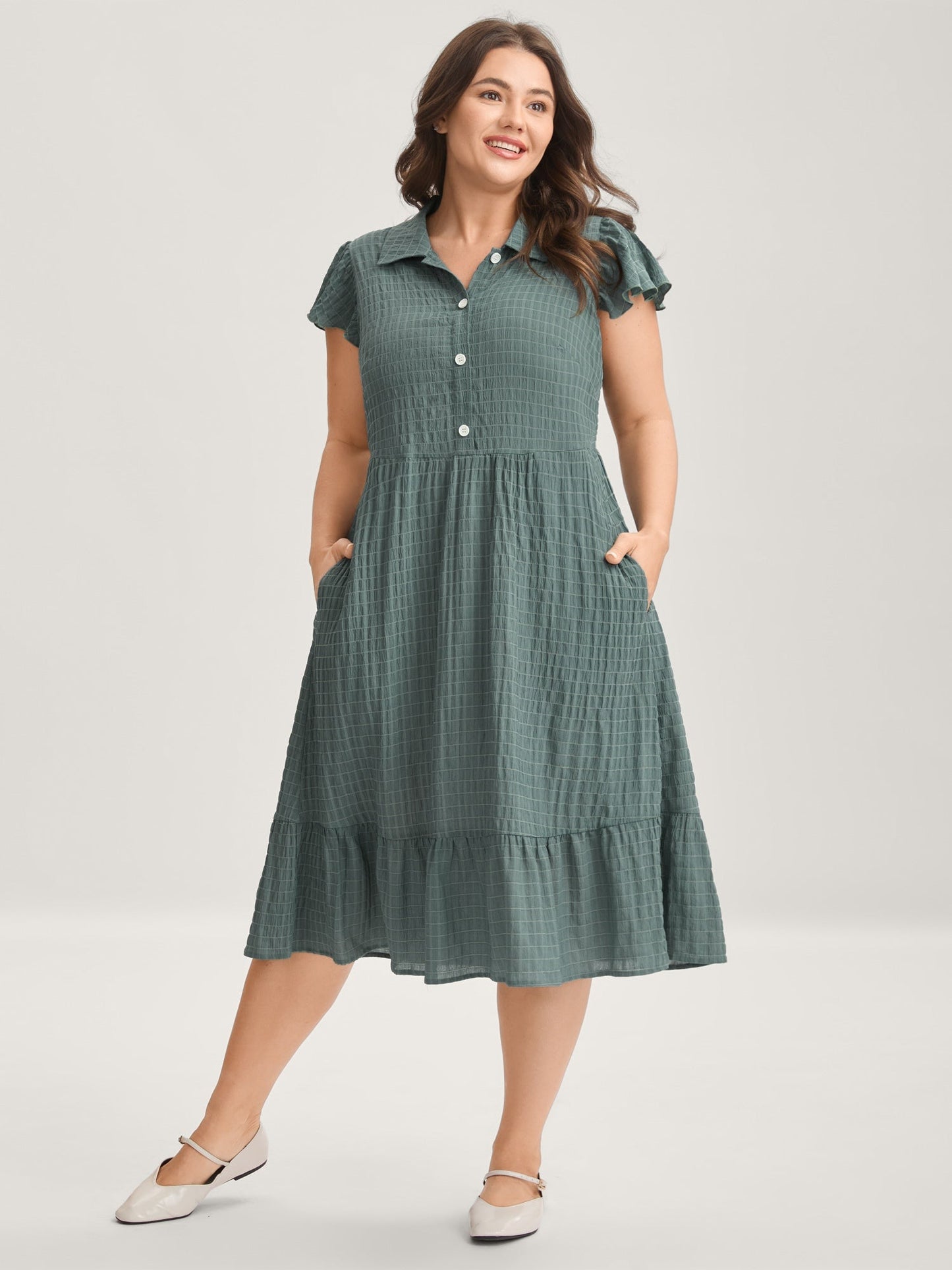 Textured Pockets Collar Flutter Sleeve Midi Dress